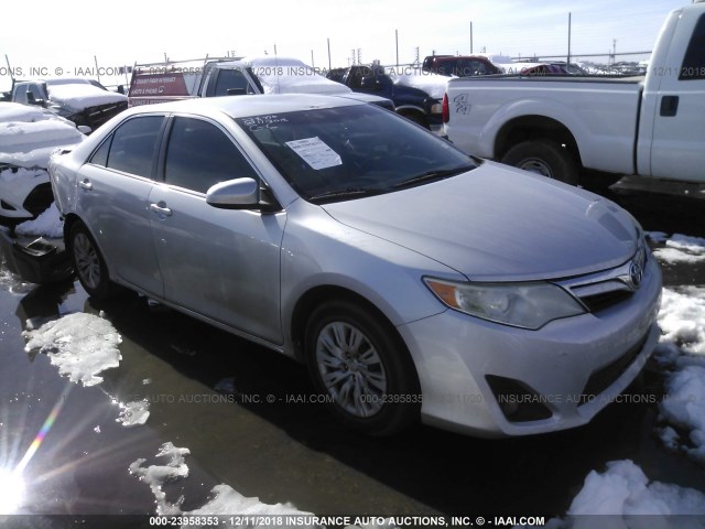 4T4BF1FK7ER344108 - 2014 TOYOTA CAMRY L/SE/LE/XLE 银色 照片 1