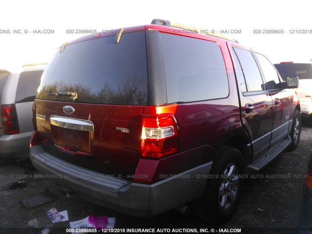 1FMFU15597LA46620 - 2007 FORD EXPEDITION XLT RED photo 4