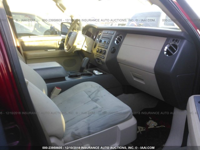 1FMFU15597LA46620 - 2007 FORD EXPEDITION XLT RED photo 5