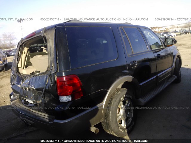 1FMFU18L04LA75168 - 2004 FORD EXPEDITION EDDIE BAUER BLACK photo 4