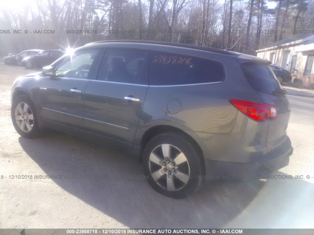 1GNKVLED3BJ147540 - 2011 CHEVROLET TRAVERSE LTZ GRAY photo 3