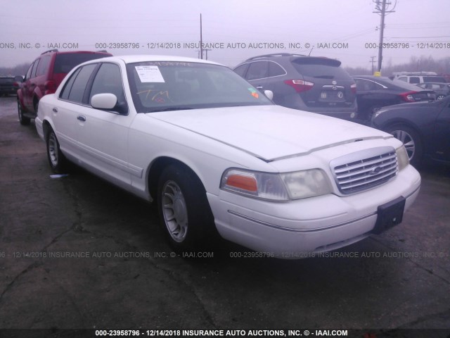 2FAFP74W81X133529 - 2001 FORD CROWN VICTORIA LX WHITE photo 1