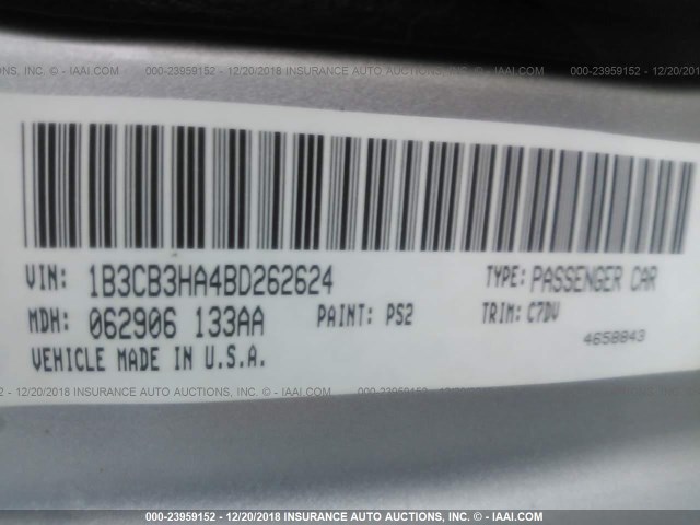 1B3CB3HA4BD262624 - 2011 DODGE CALIBER MAINSTREET SILVER photo 9