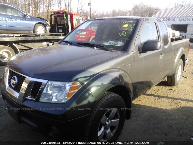 1N6AD0CW8CC469541 - 2012 NISSAN FRONTIER SV/PRO-4X GRAY photo 2