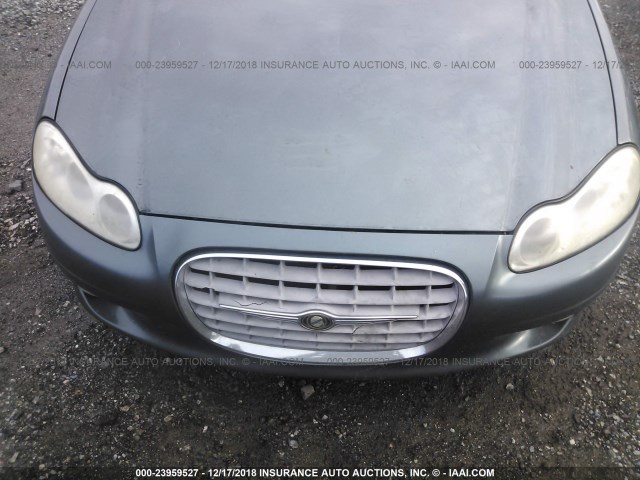 2C3HD36M84H632950 - 2004 CHRYSLER CONCORDE LXI GRAY photo 6