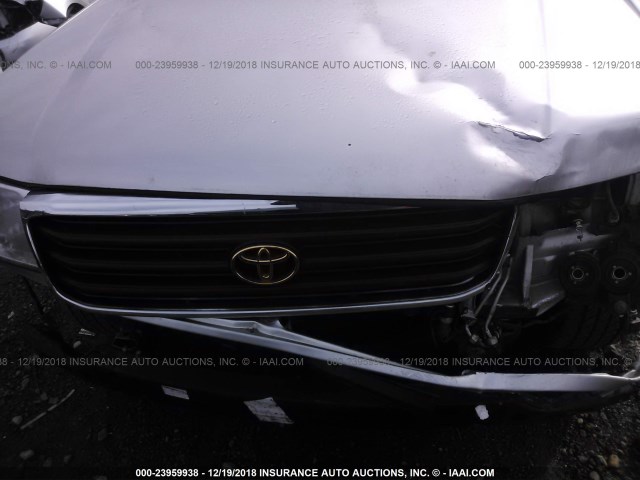 JT3HT05J0Y0091511 - 2000 TOYOTA LAND CRUISER  SILVER photo 10