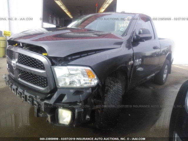 3C6JR7ATXJG146437 - 2018 RAM 1500 ST GRAY photo 2