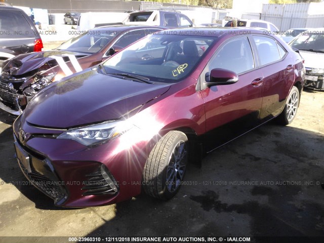 5YFBURHE4HP587399 - 2017 TOYOTA COROLLA L/LE/XLE/SE/XSE BURGUNDY photo 2