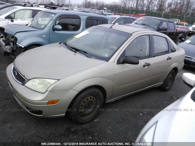 1FAFP34N16W108958 - 2006 FORD FOCUS ZX4 BROWN photo 2