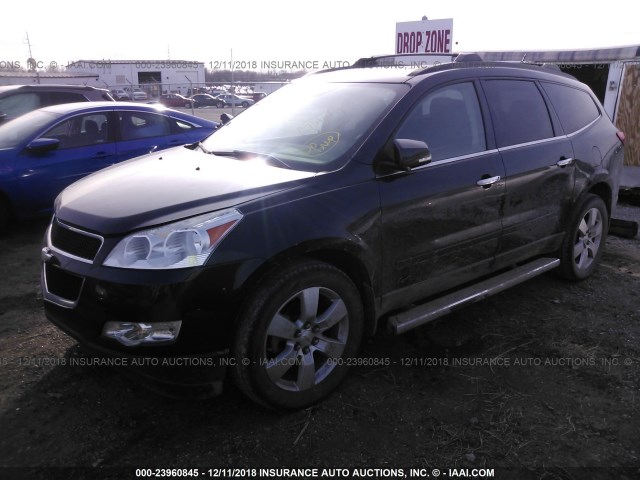 1GNKRGED4BJ414471 - 2011 CHEVROLET TRAVERSE LT GRAY photo 2