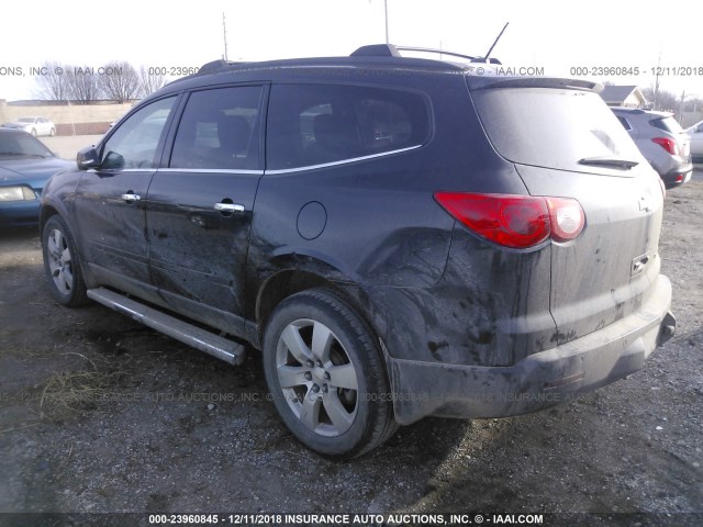 1GNKRGED4BJ414471 - 2011 CHEVROLET TRAVERSE LT GRAY photo 3