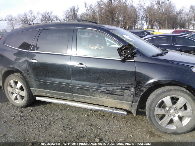 1GNKRGED4BJ414471 - 2011 CHEVROLET TRAVERSE LT GRAY photo 6