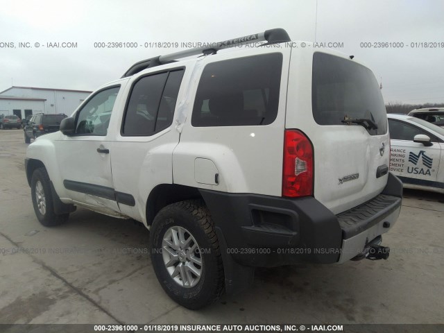 5N1AN0NW0FN651140 - 2015 NISSAN XTERRA X/S/PRO-4X WHITE photo 3