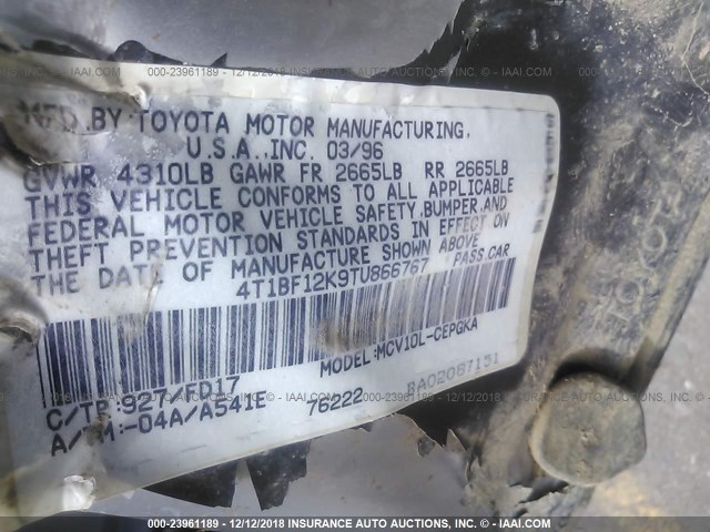 4T1BF12K9TU866767 - 1996 TOYOTA CAMRY LE/XLE/SE GRAY photo 9