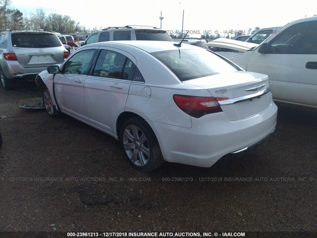 1C3CCBAB4DN685973 - 2013 CHRYSLER 200 LX WHITE photo 3