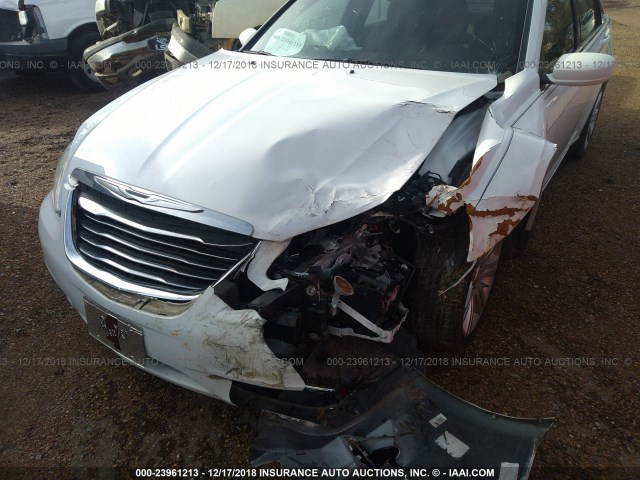 1C3CCBAB4DN685973 - 2013 CHRYSLER 200 LX WHITE photo 6