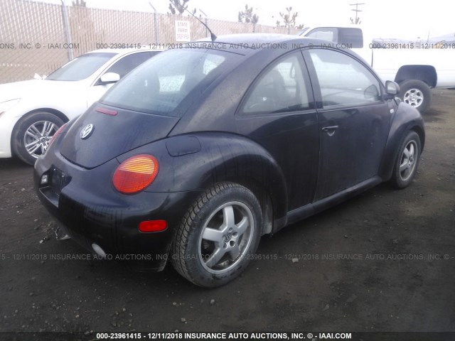 3VWDD21C2YM467758 - 2000 VOLKSWAGEN NEW BEETLE GLX 黑色 照片 4