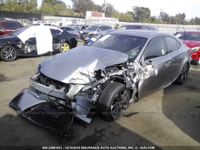 JTHBA1D29J5076424 - 2018 LEXUS IS 300 GRAY photo 2