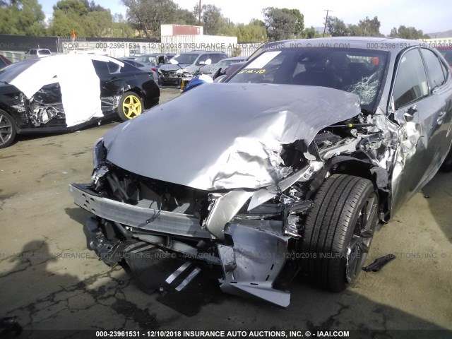 JTHBA1D29J5076424 - 2018 LEXUS IS 300 GRAY photo 6