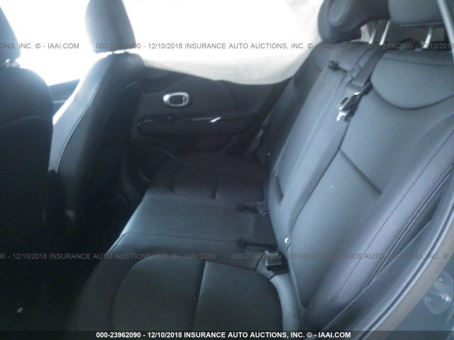 KNDJX3A51G7335233 - 2016 KIA SOUL ! Tünd mavi foto 8