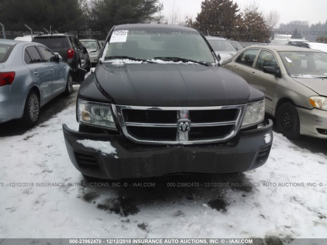 1D7HW38K48S556777 - 2008 DODGE DAKOTA SXT BLACK photo 6