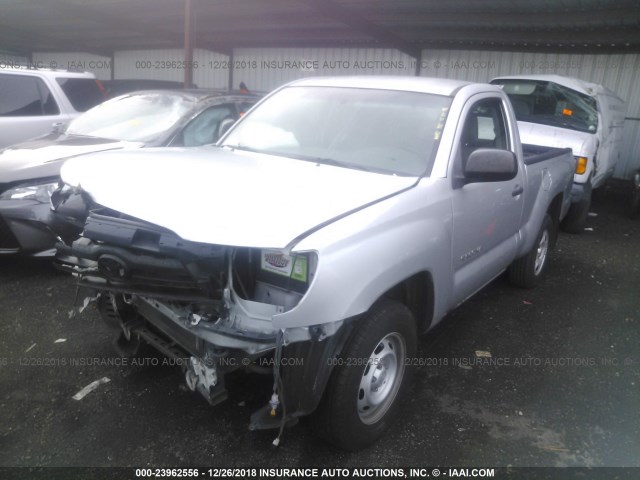 5TENX22N45Z144048 - 2005 TOYOTA TACOMA SILVER photo 2