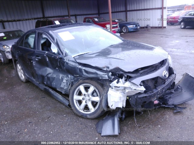 4T1BE46KX9U410882 - 2009 TOYOTA CAMRY SE/LE/XLE GRAY photo 1