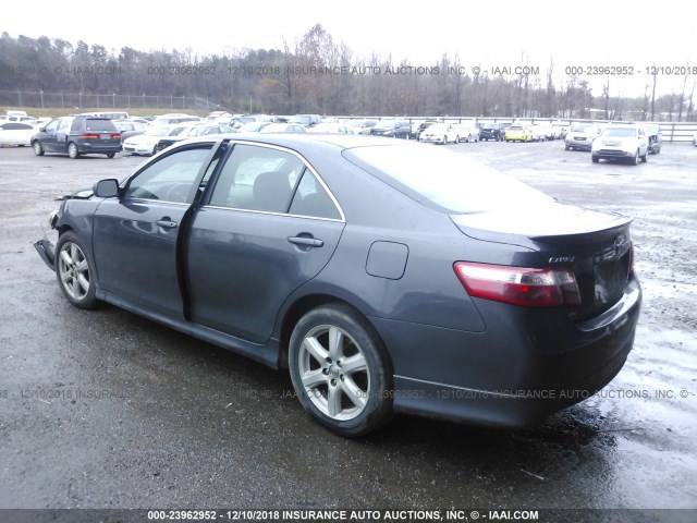 4T1BE46KX9U410882 - 2009 TOYOTA CAMRY SE/LE/XLE GRAY photo 3