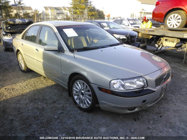 YV1TS92D141362537 - 2004 VOLVO S80 SILVER photo 1