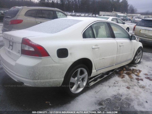 YV1992AH6A1124857 - 2010 VOLVO S80 T6 WHITE photo 4