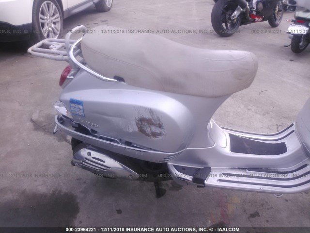 ZAPM448F395016309 - 2009 VESPA LX 150 SILVER photo 6