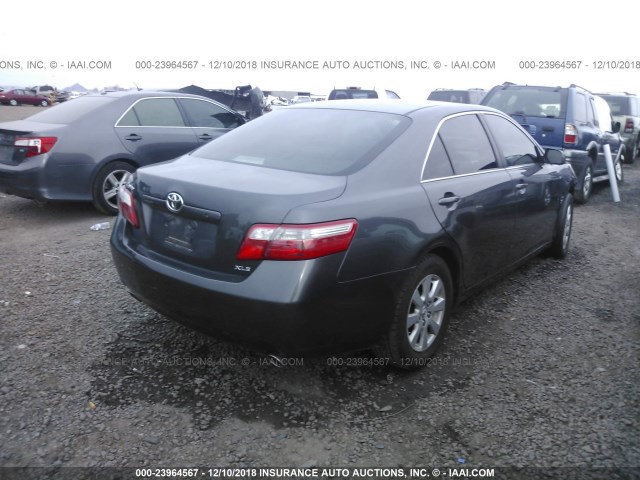 4T1BK46K57U526044 - 2007 TOYOTA CAMRY NEW GENERAT LE/XLE/SE GRAY photo 4