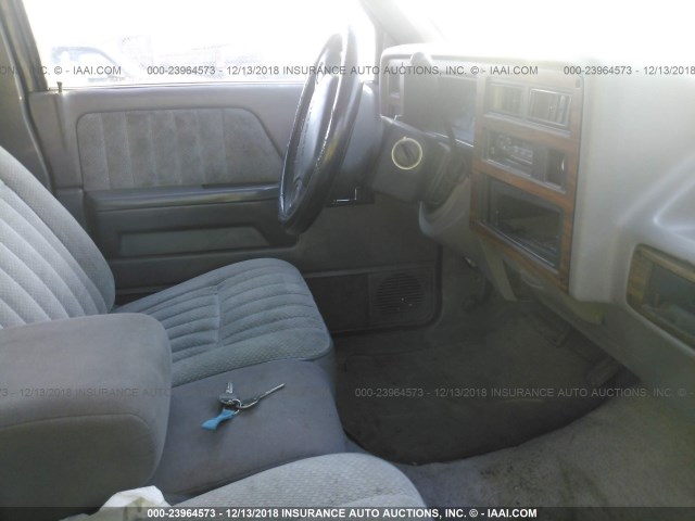 1B7GL23Y2SS266212 - 1995 DODGE DAKOTA GRAY photo 5