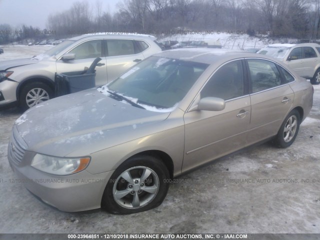 KMHFC46F17A185373 - 2007 HYUNDAI AZERA SE/LIMITED GOLD photo 2