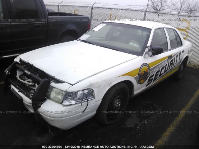 2FABP7BV4AX102593 - 2010 FORD CROWN VICTORIA POLICE INTERCEPTOR WHITE photo 2