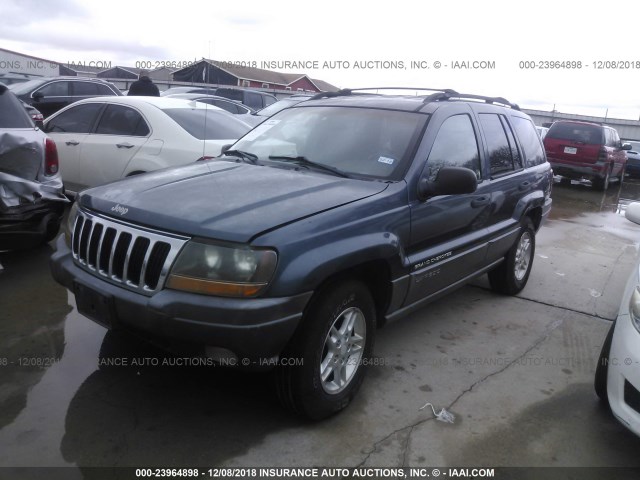 1J4GX48S22C137346 - 2002 JEEP GRAND CHEROKEE LAREDO GRAY photo 2