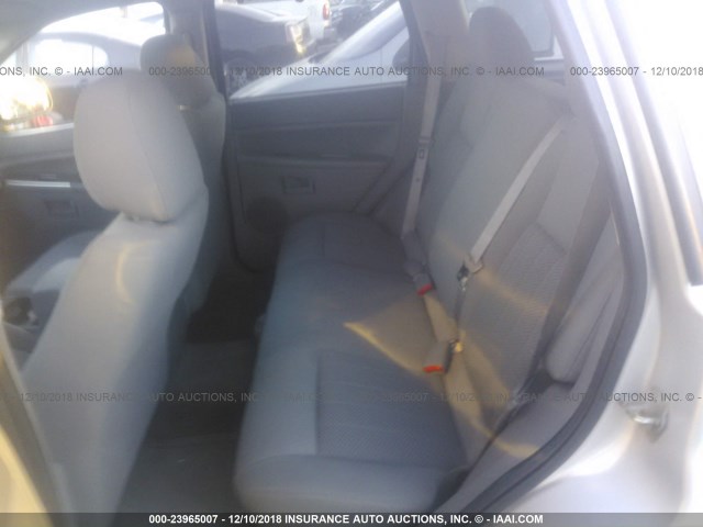 1J4GR48KX6C311650 - 2006 JEEP GRAND CHEROKEE LAREDO/COLUMBIA/FREEDOM 银色 照片 8