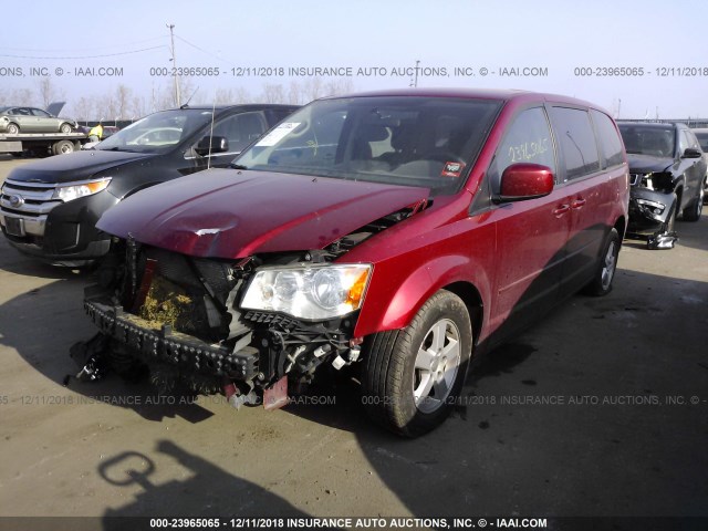 2D4RN3DG5BR697632 - 2011 DODGE GRAND CARAVAN MAINSTREET RED photo 2