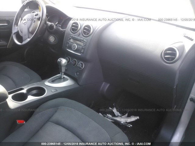 JN8AS5MV7DW656544 - 2013 NISSAN ROGUE S/SV SILVER photo 5