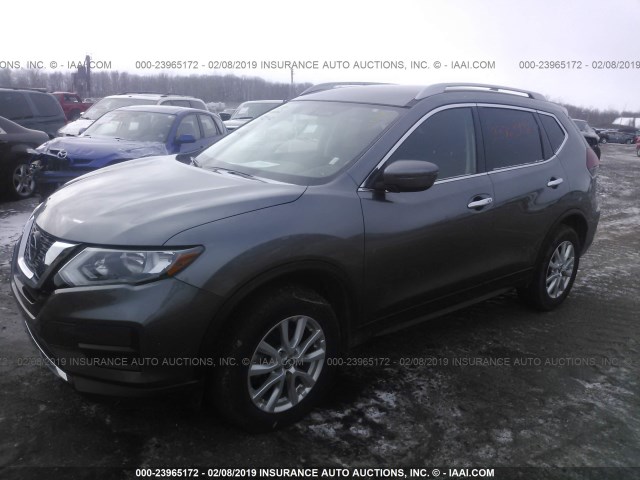 5N1AT2MV3JC708526 - 2018 NISSAN ROGUE SV/SL GRAY photo 2