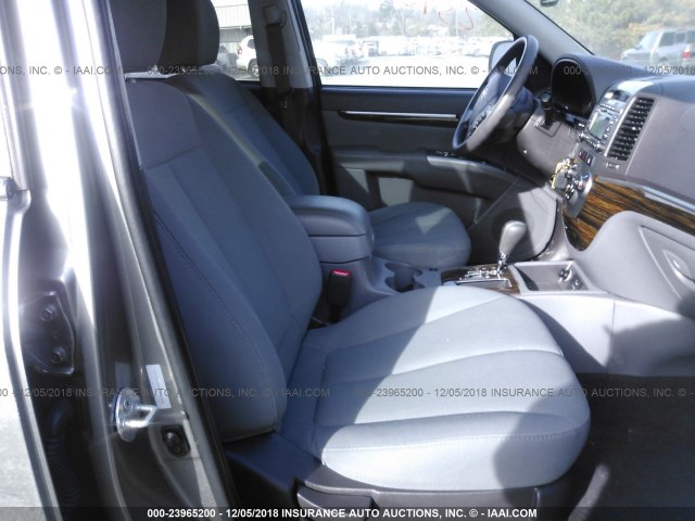 5XYZGDAB4BG032800 - 2011 HYUNDAI SANTA FE GLS GRAY photo 5