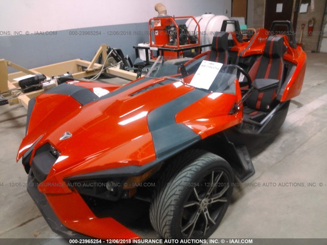 57XAAPFA1F5104333 - 2015 POLARIS SLINGSHOT SL RED photo 2