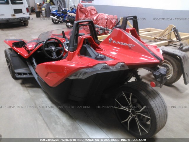 57XAAPFA1F5104333 - 2015 POLARIS SLINGSHOT SL RED photo 3