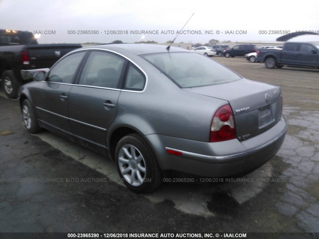 WVWPE63B44E302092 - 2004 VOLKSWAGEN PASSAT GLS TDI GRAY photo 3