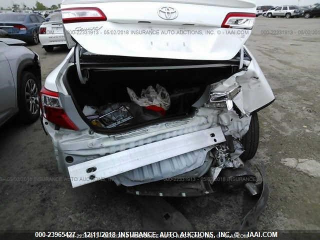 4T1BF1FK1CU518312 - 2012 TOYOTA CAMRY SE/LE/XLE 白色 照片 6