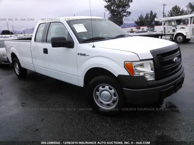 1FTVX1CF0EKG09902 - 2014 FORD F150 SUPER CAB WHITE photo 1