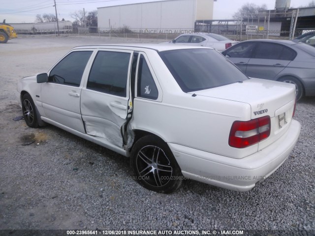 YV1LS557XW2514097 - 1998 VOLVO S70 WHITE photo 3