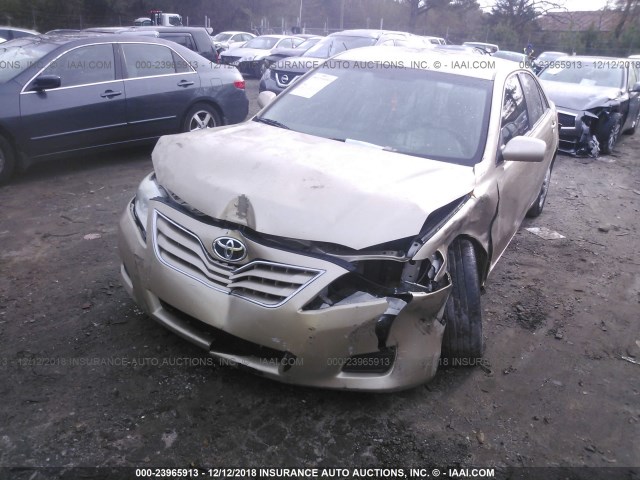 4T1BF3EK9BU652223 - 2011 TOYOTA CAMRY SE/LE/XLE 金色 照片 6