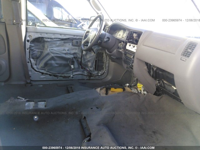 5TEGN92N83Z216339 - 2003 TOYOTA TACOMA DOUBLE CAB PRERUNNER SILVER photo 5