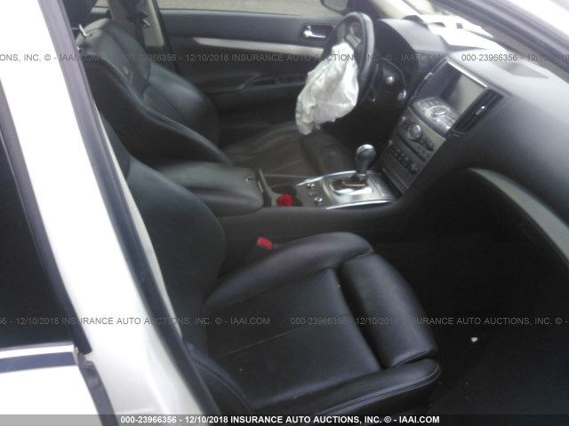 JN1CV6AR2DM354876 - 2013 INFINITI G37 WHITE photo 5